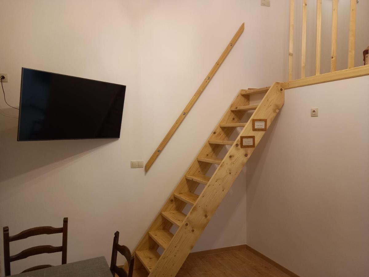 Budapest Apartman Buda Sziveben Exterior photo